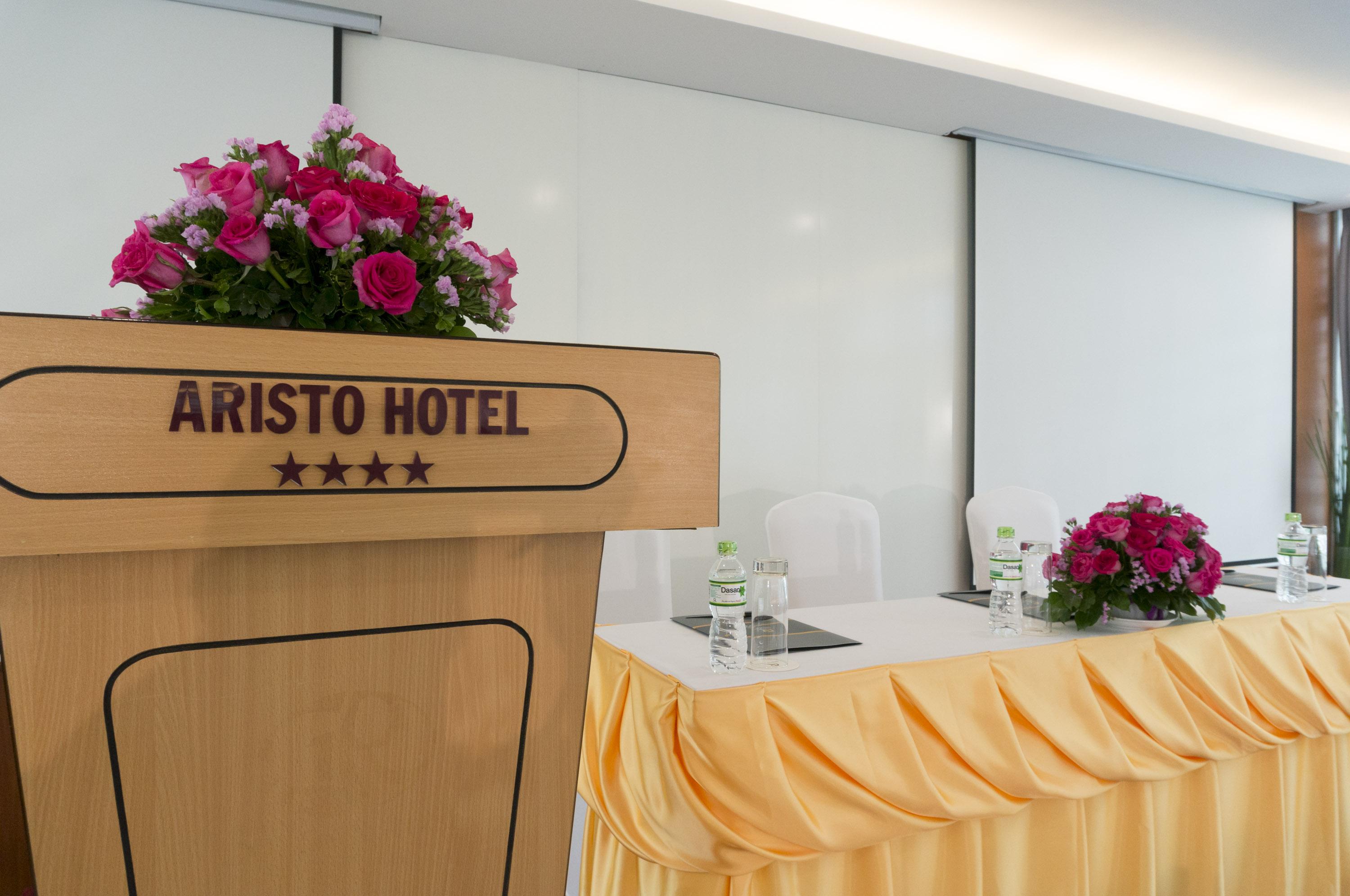 Hotel Aristo Saigon 4*