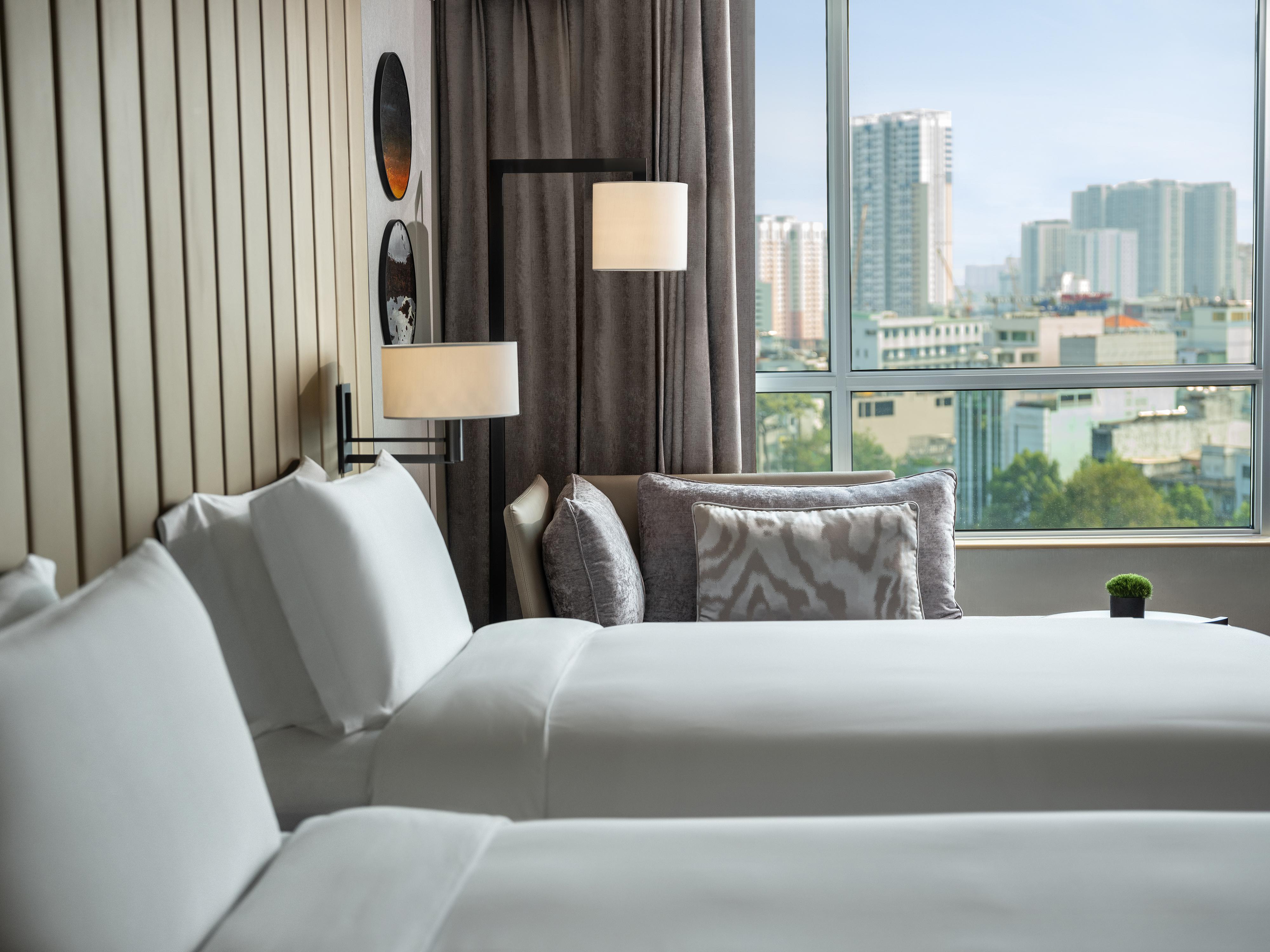 New World Saigon 5*