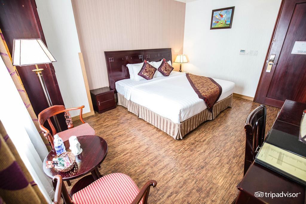 Golden Saigon Hotel