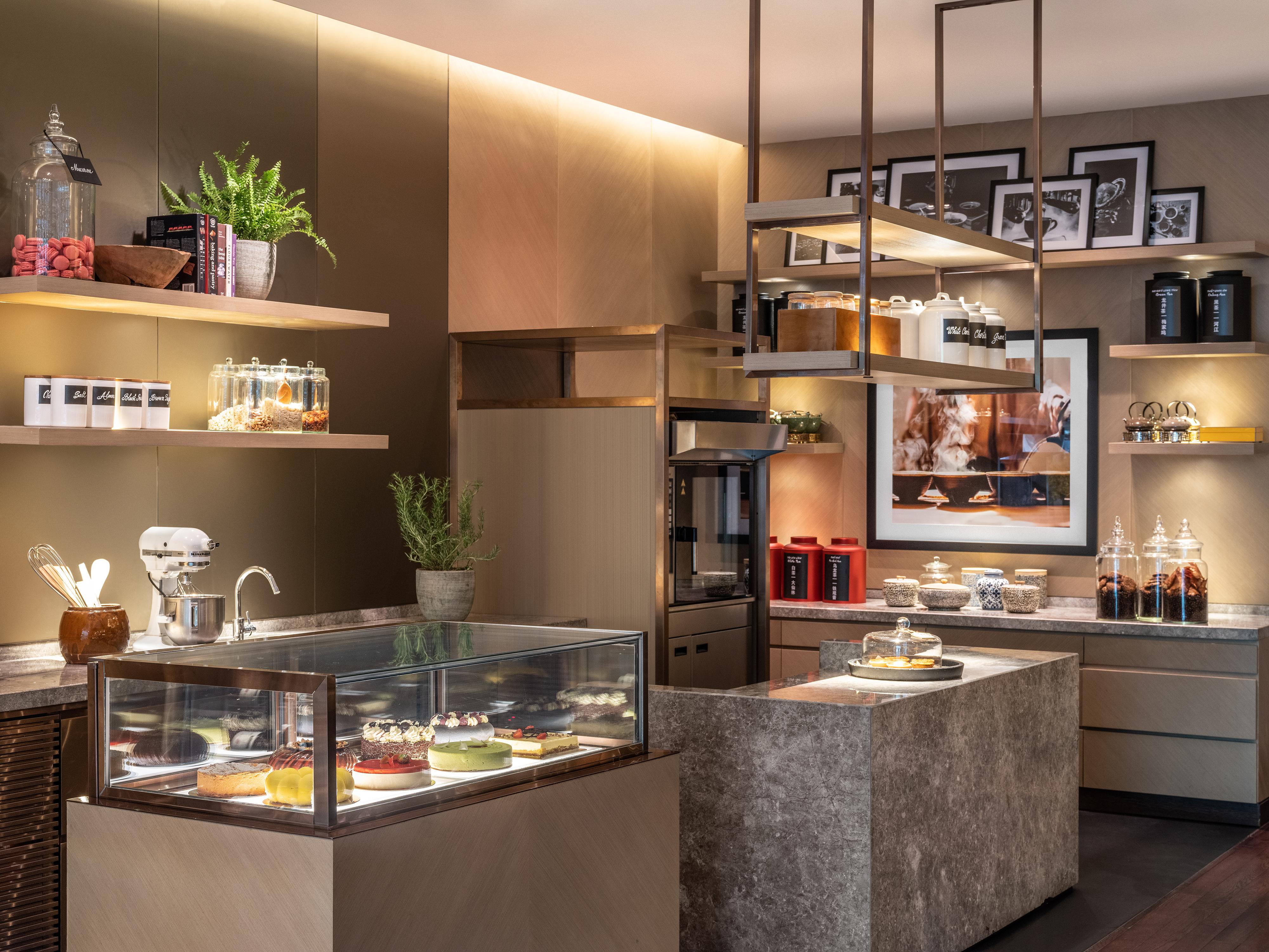 New World Saigon Hotel 5*