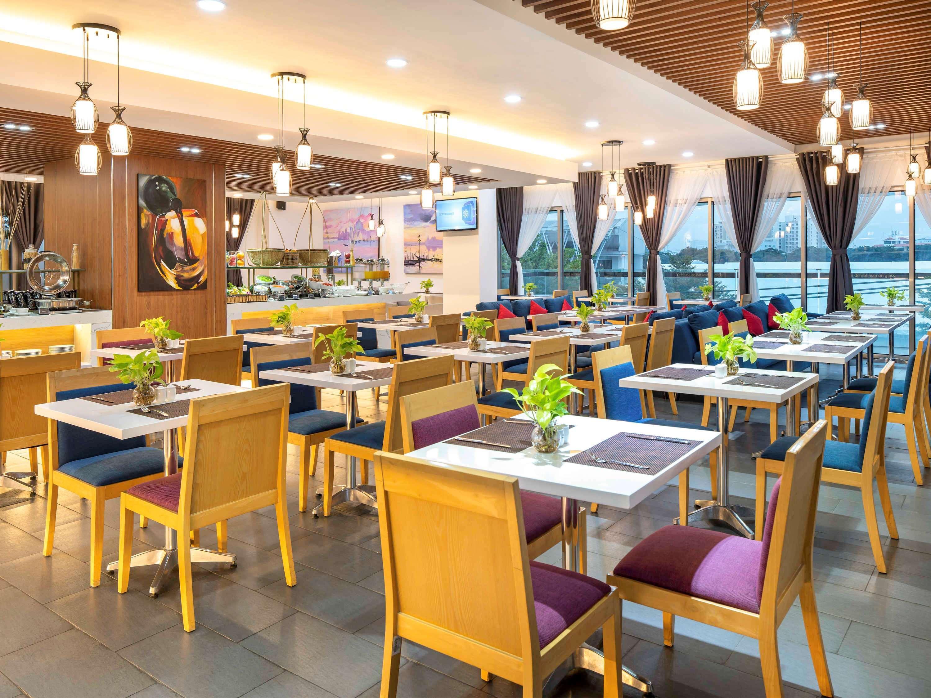 Ibis Saigon South Hotel Ho Chi Minh City