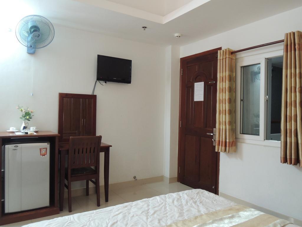 Hotel Minh Chau 2*