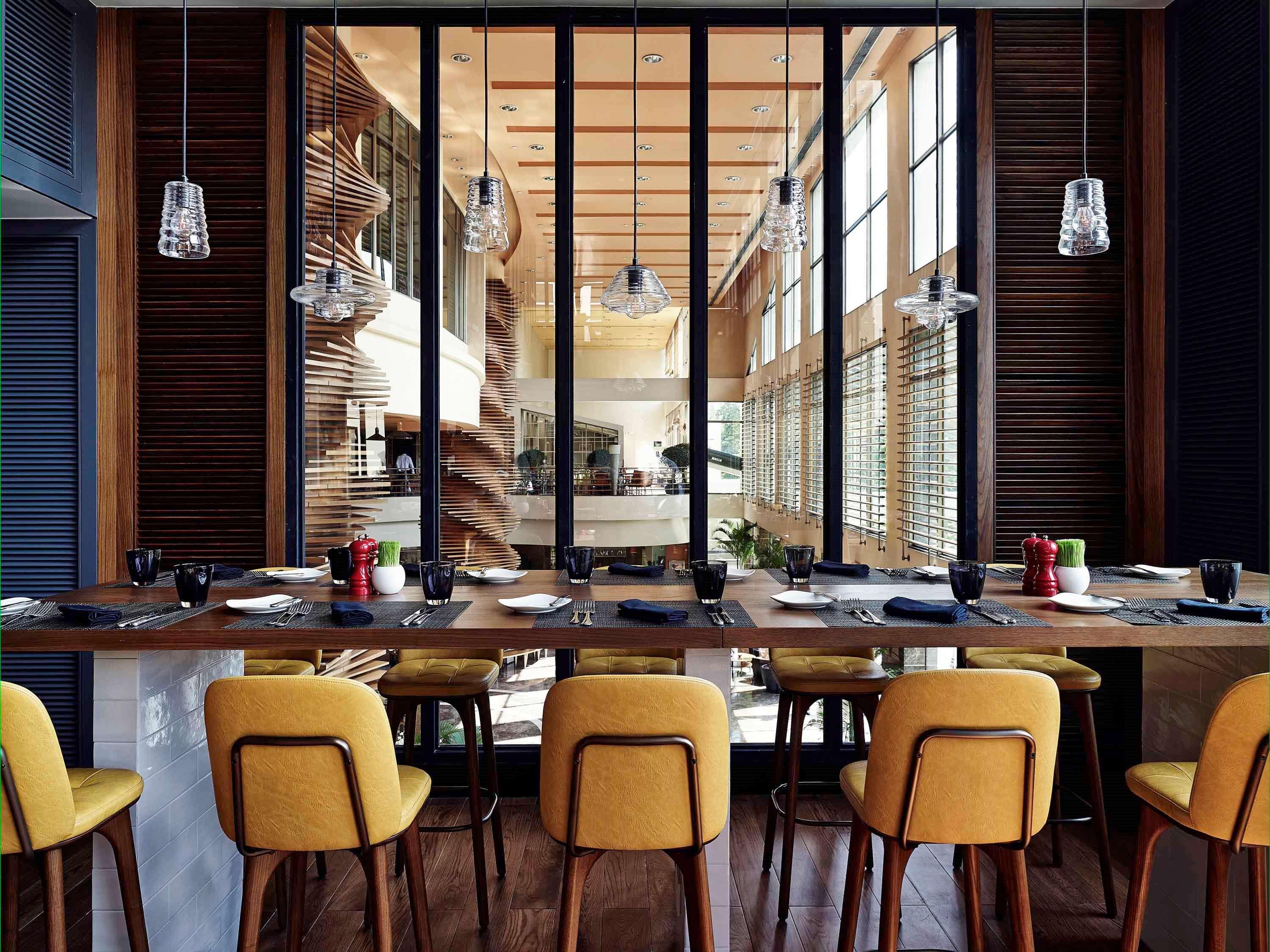 Sofitel Saigon Plaza 5*