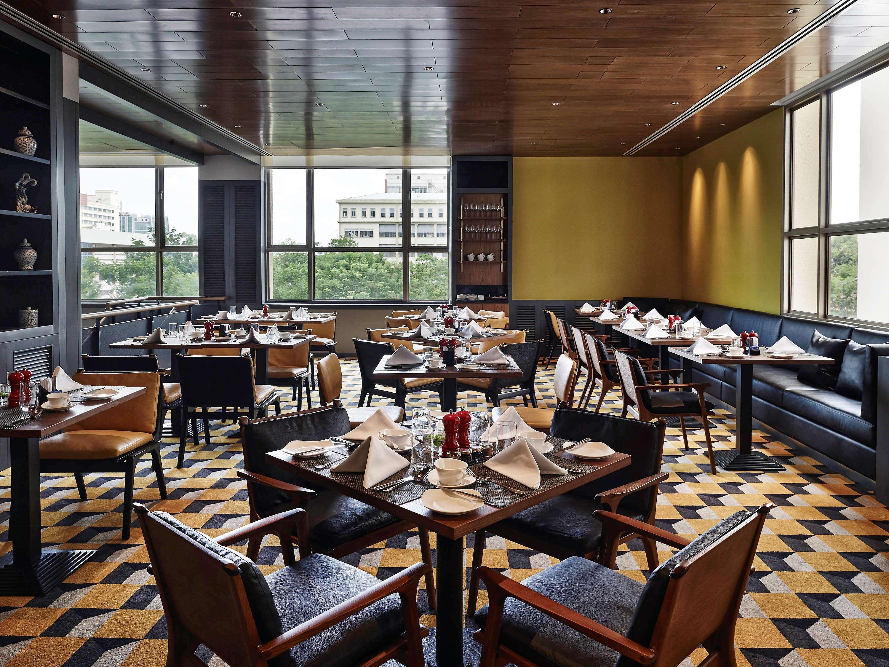 Hotel Sofitel Saigon Plaza
