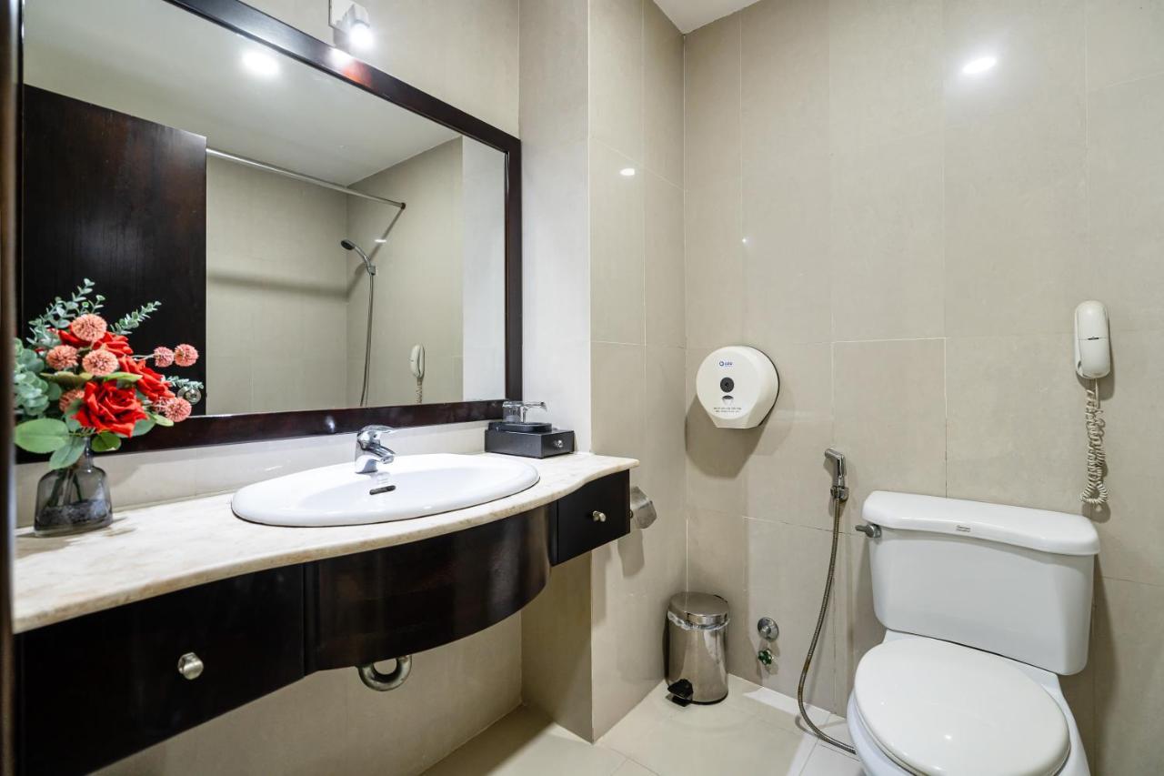 Hotel La Bonita And Ho Chi Minh City