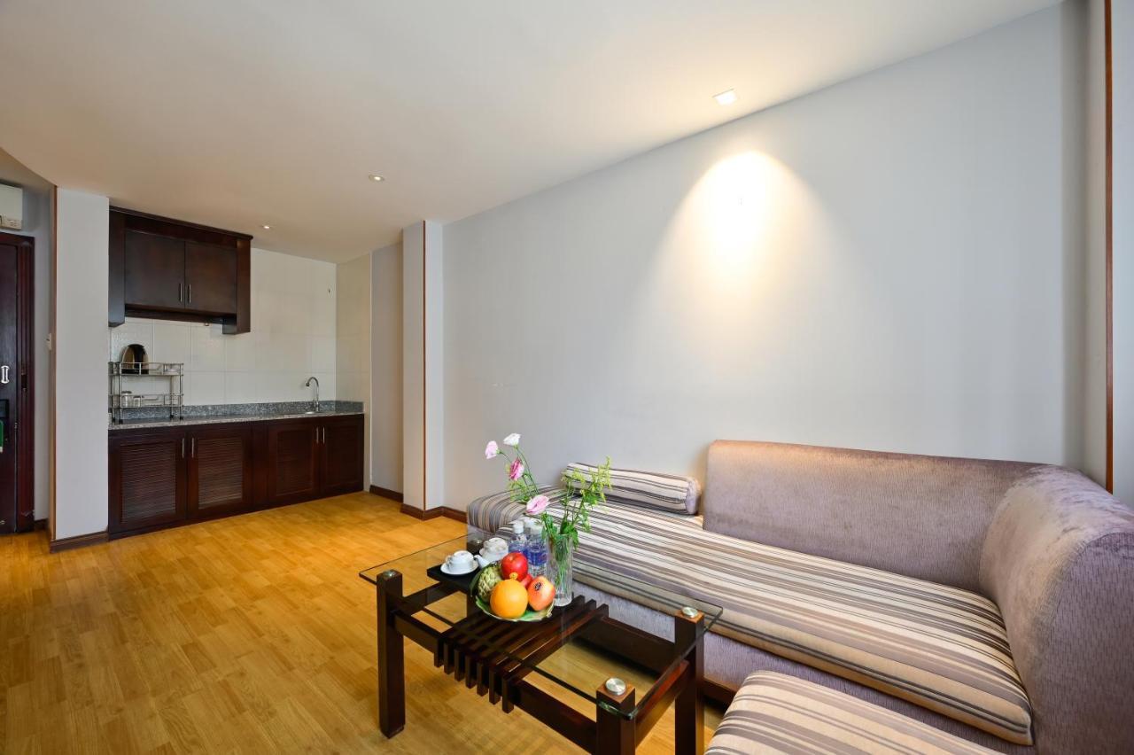 Cherry Hotel- Near Opera House