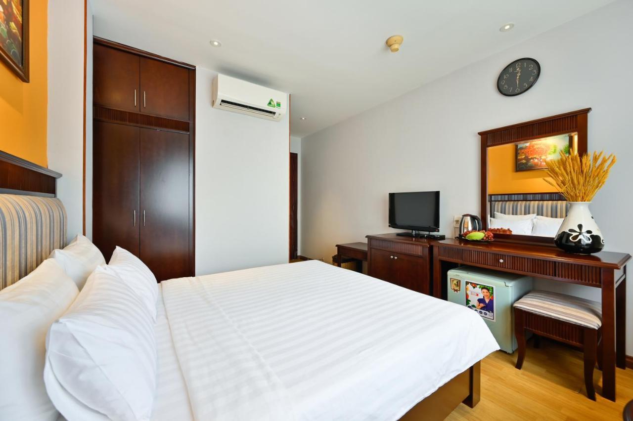 Cherry Hotel- Near Opera House 3*