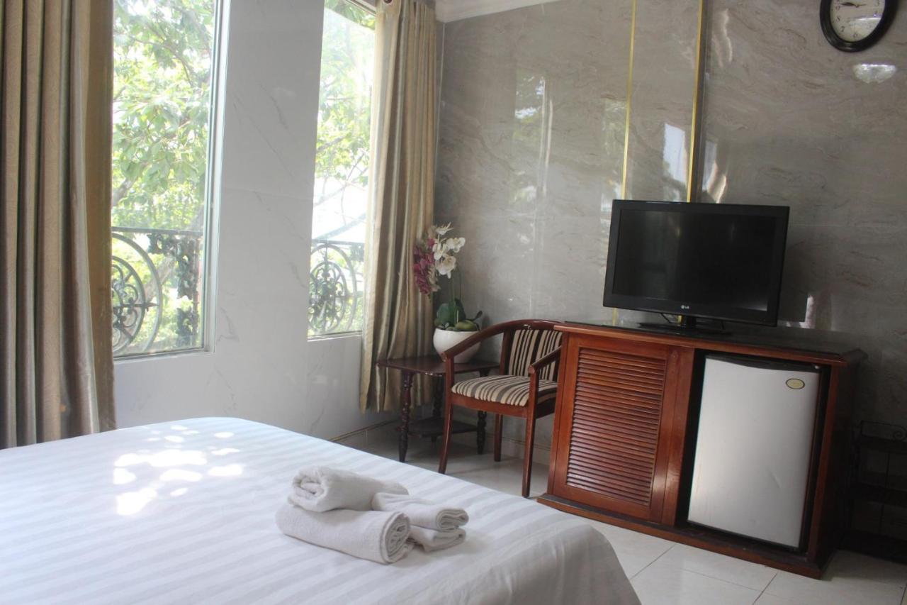 Nhu Y - City Centre Ho Chi Minh City