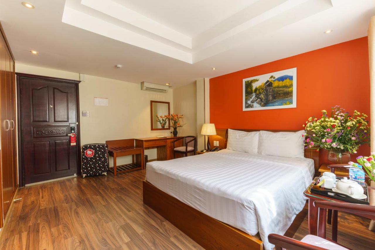 Hotel Roseland Corp 3*
