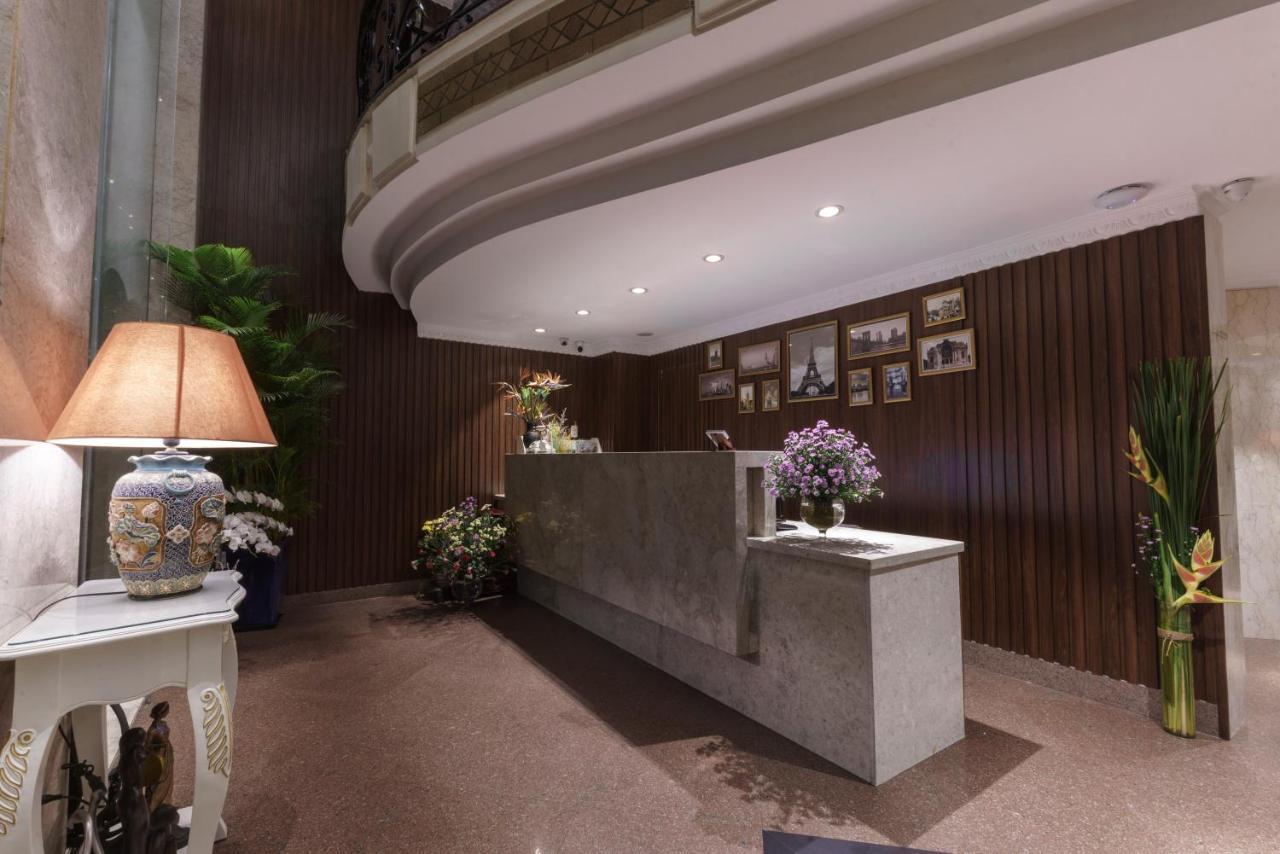 Hotel Roseland Corp