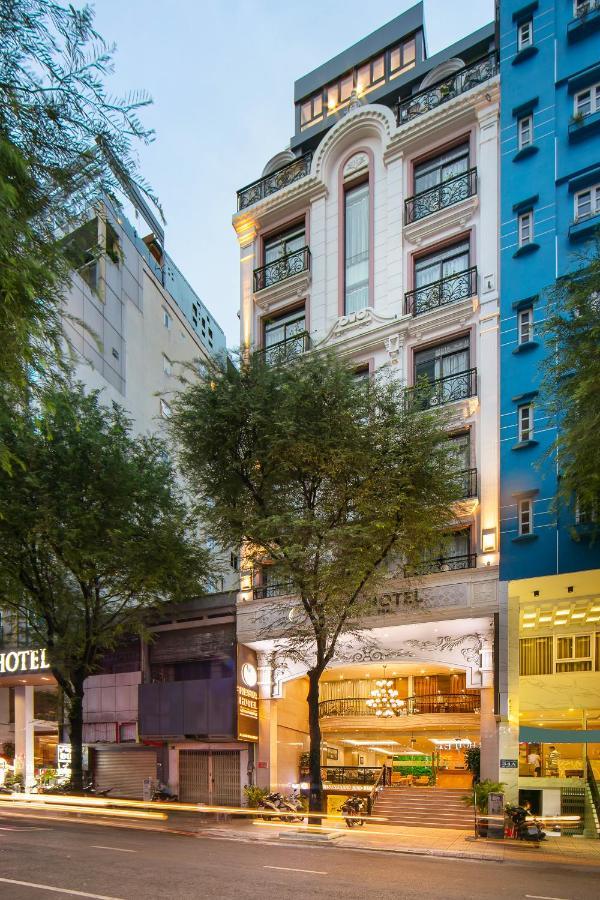 Nesta Sài Gòn Khách sạn 4*