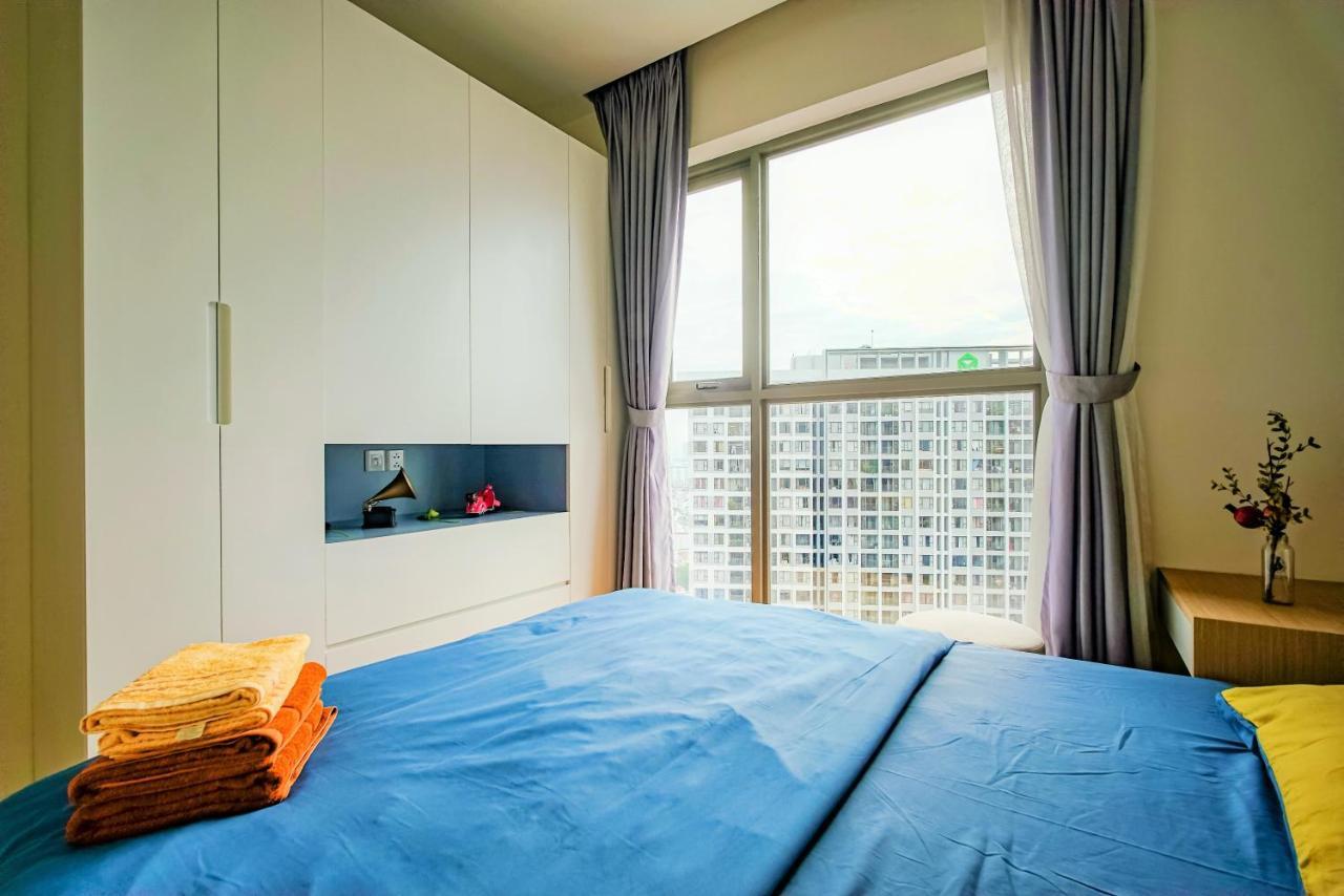 Soho Spacious Aparts, Location *