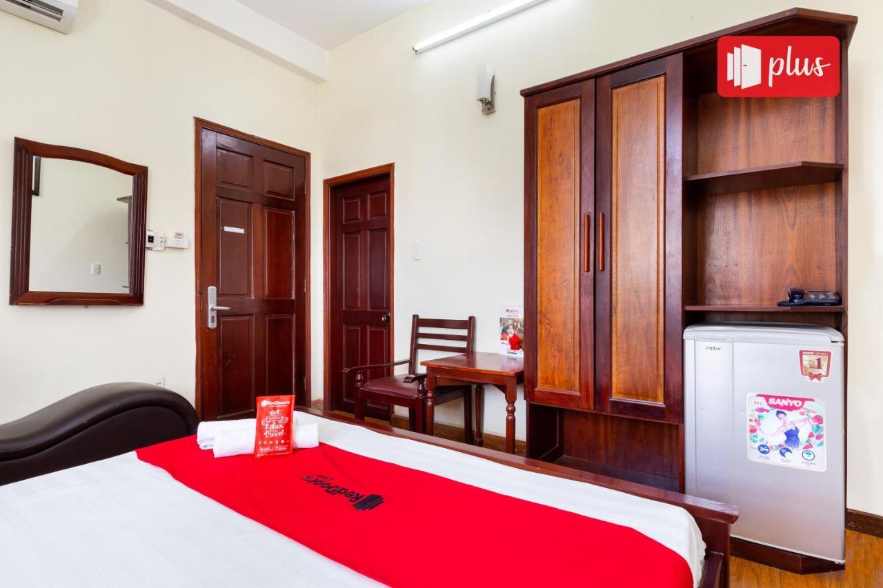 Reddoorz Phuong Nam Near Nga Tu Binh Thai Hotel 2*