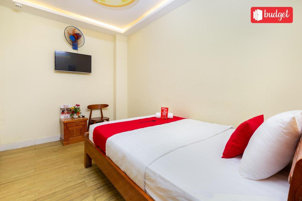 Reddoorz Quy Phuc Khách sạn 2*
