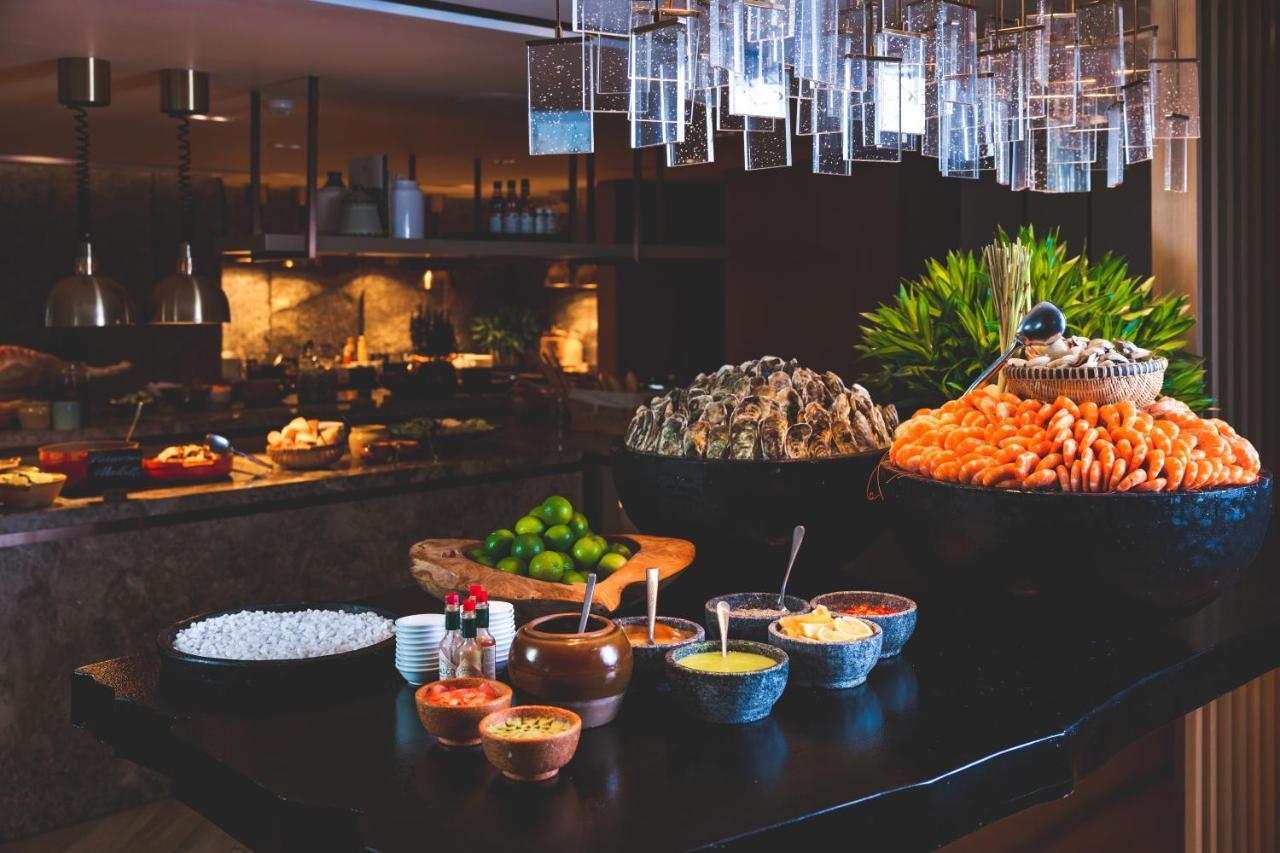 Hotel New World Saigon 5*