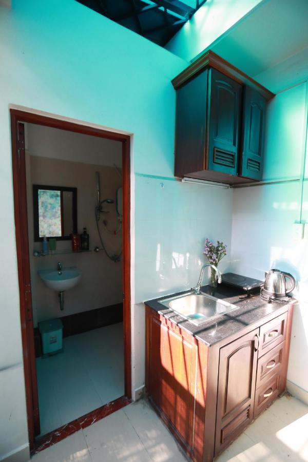 Khách sạn hẻo lánh Du 1