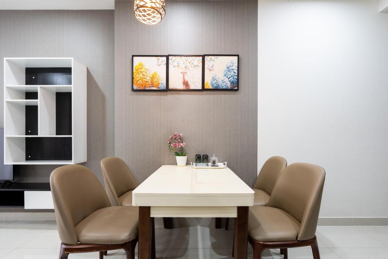 Price Saigon Royal 2 Bedrooms Ho Chi Minh City