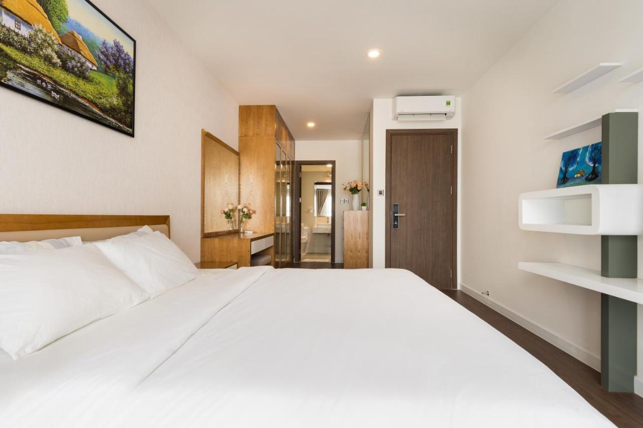 Saigon Royal 2 Bedrooms Amazing View For Over 30 Nights * Ho Chi Minh City
