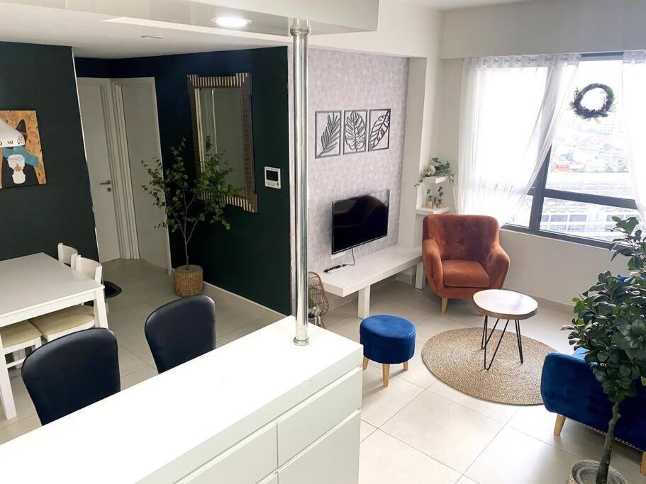 Apartment Cozy 2 Bedrooms Masteri Thao Dien