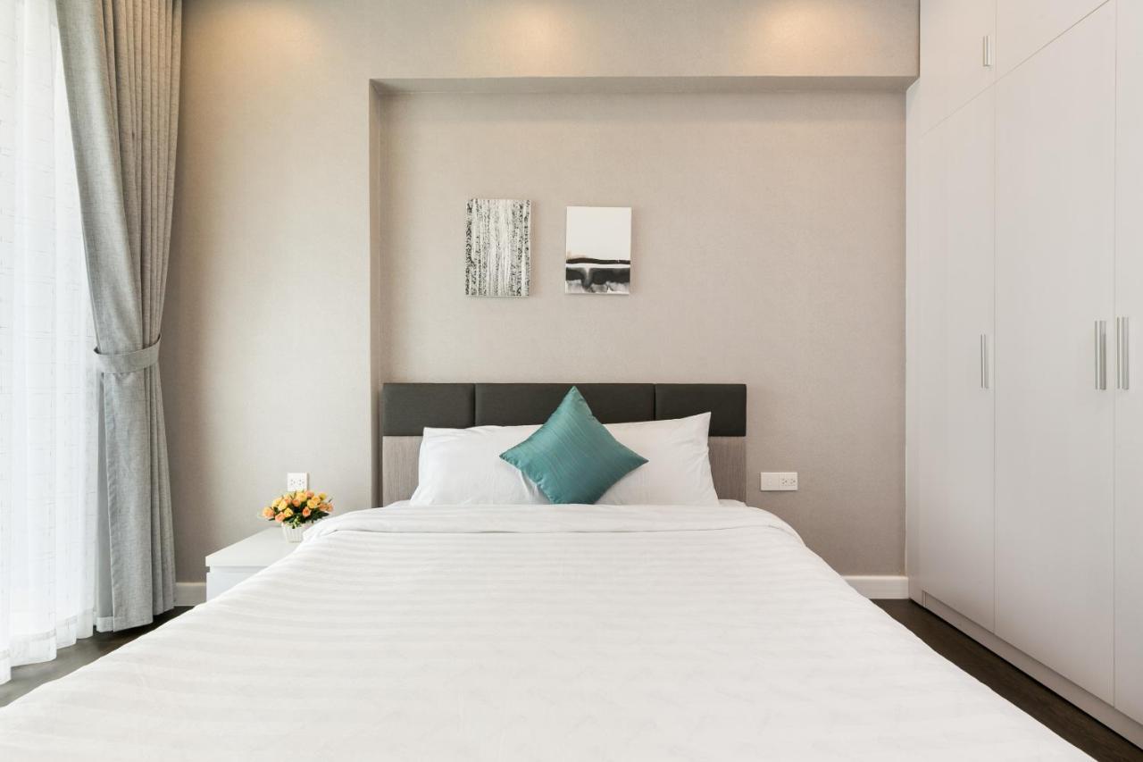 2brs View In The Heart Of Saigon - Free Infinity Pool Apartment