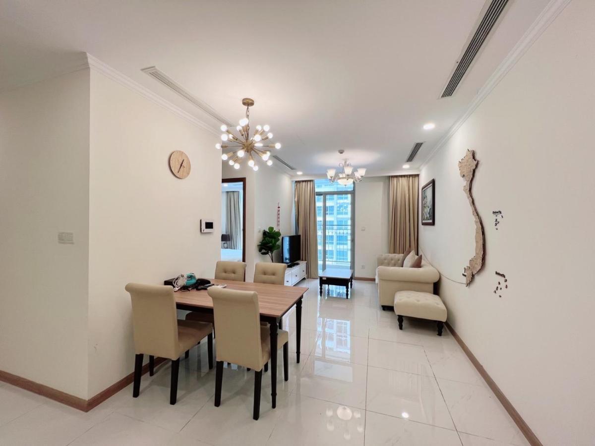 Liam Service - Vinhome Central Park Apartment