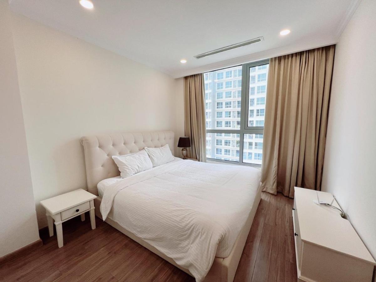 Apartment Liam Service - Vinhome Central Park Ho Chi Minh City
