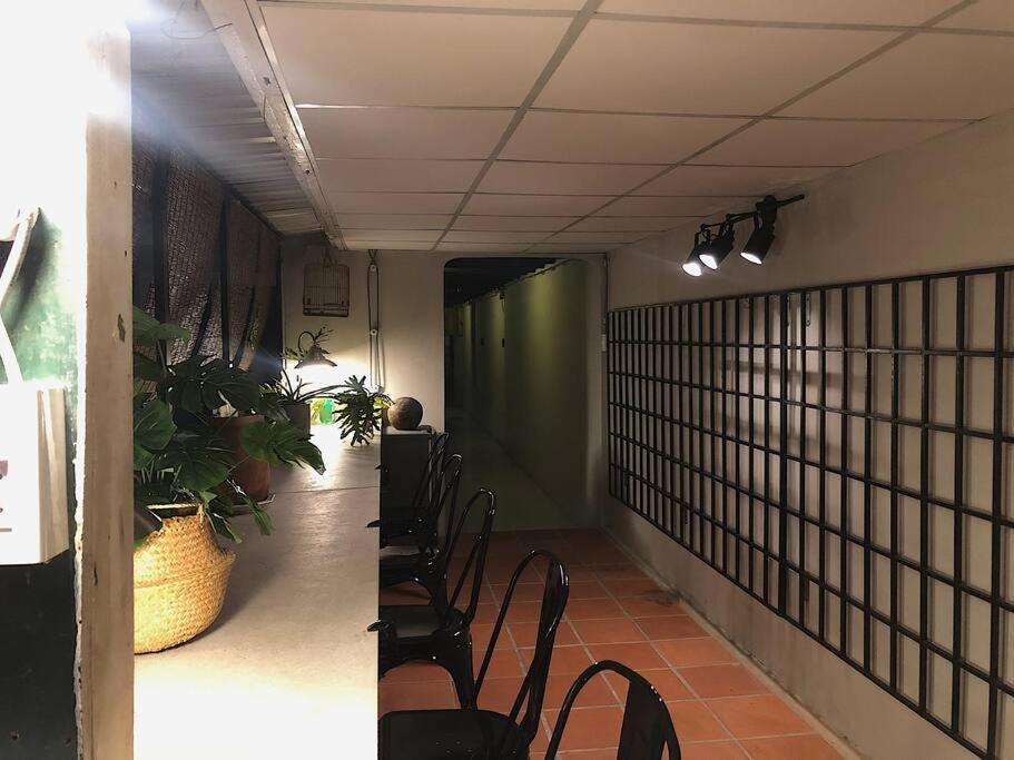 Apartment Authentic Saigon Loft In The Heart Of