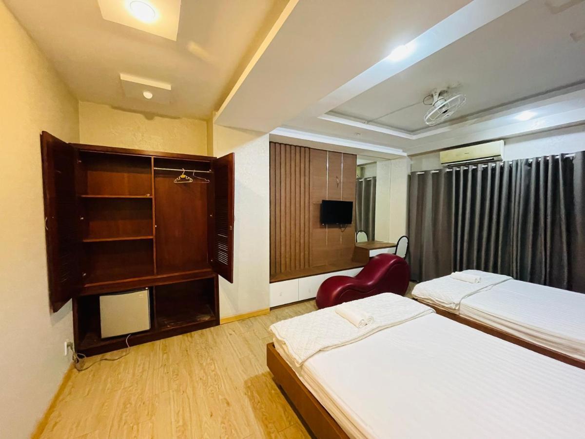 Quynh Anh Hotel *