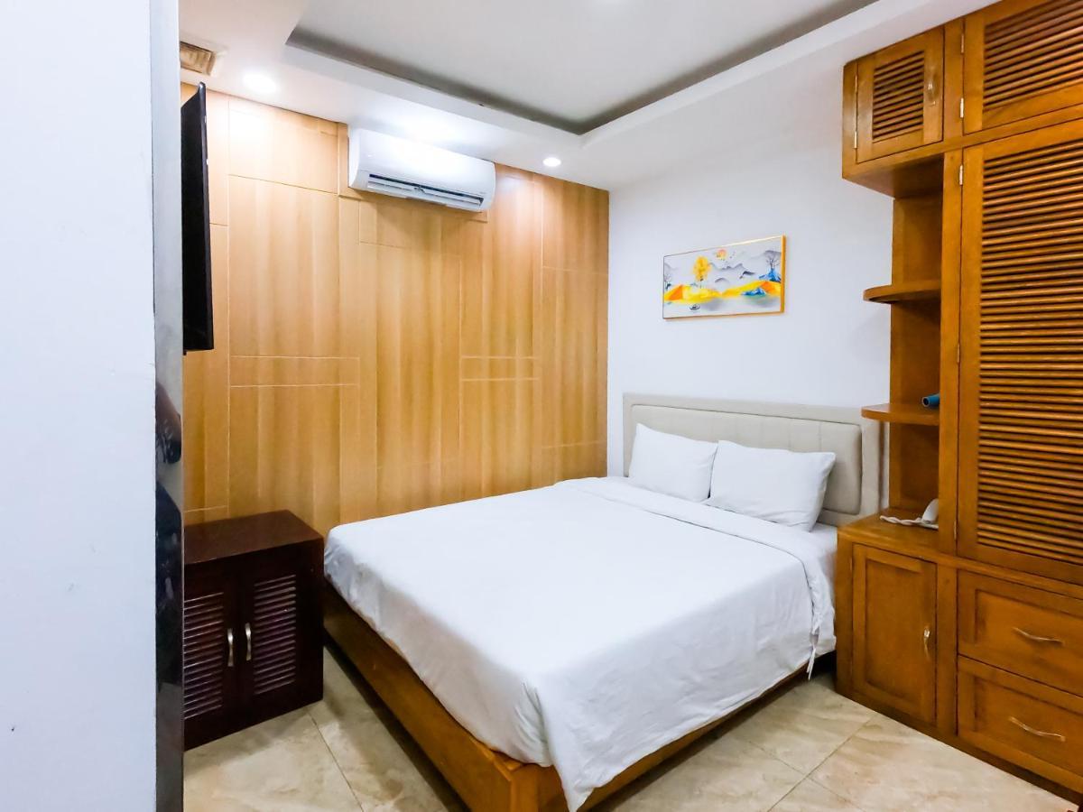 New Sun Phu Nhuan Hotel