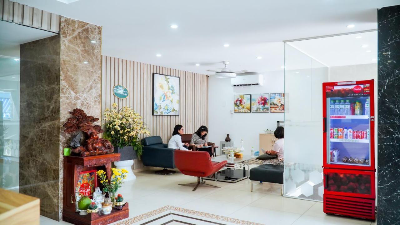 New Sun Phu Nhuan Hotel 3*