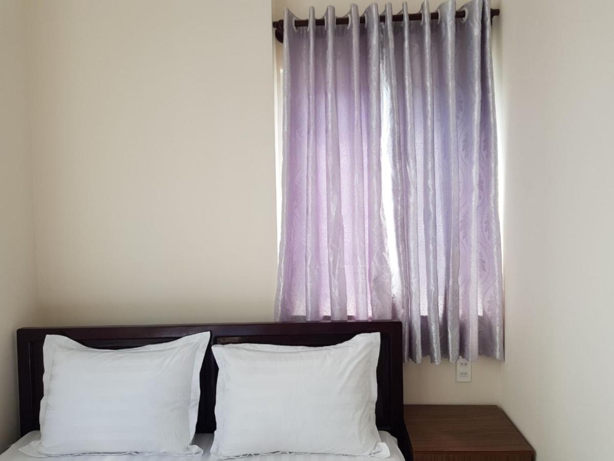 Hong Vinh Hotel 2*