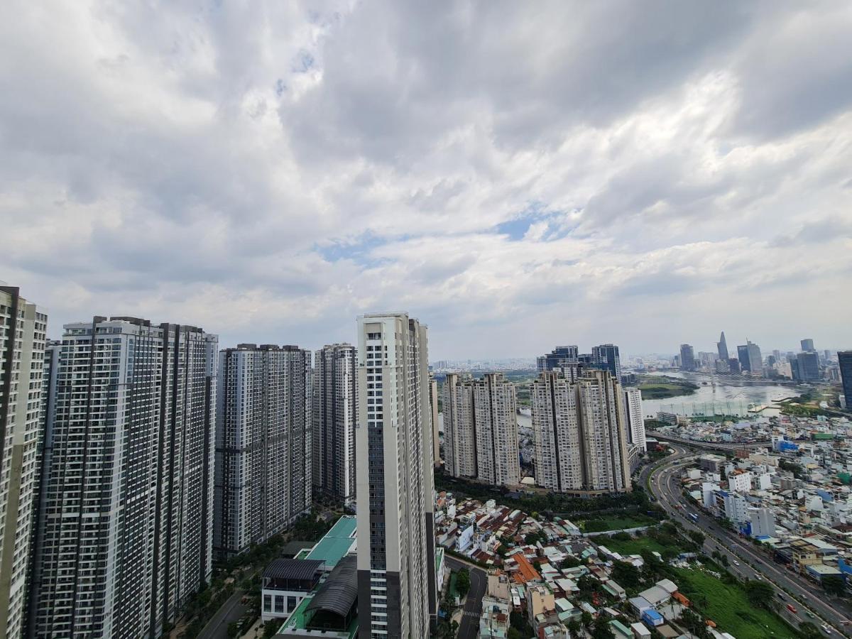 Khách sạn hẻo lánh Vinhomes Serviced Yingstay New
