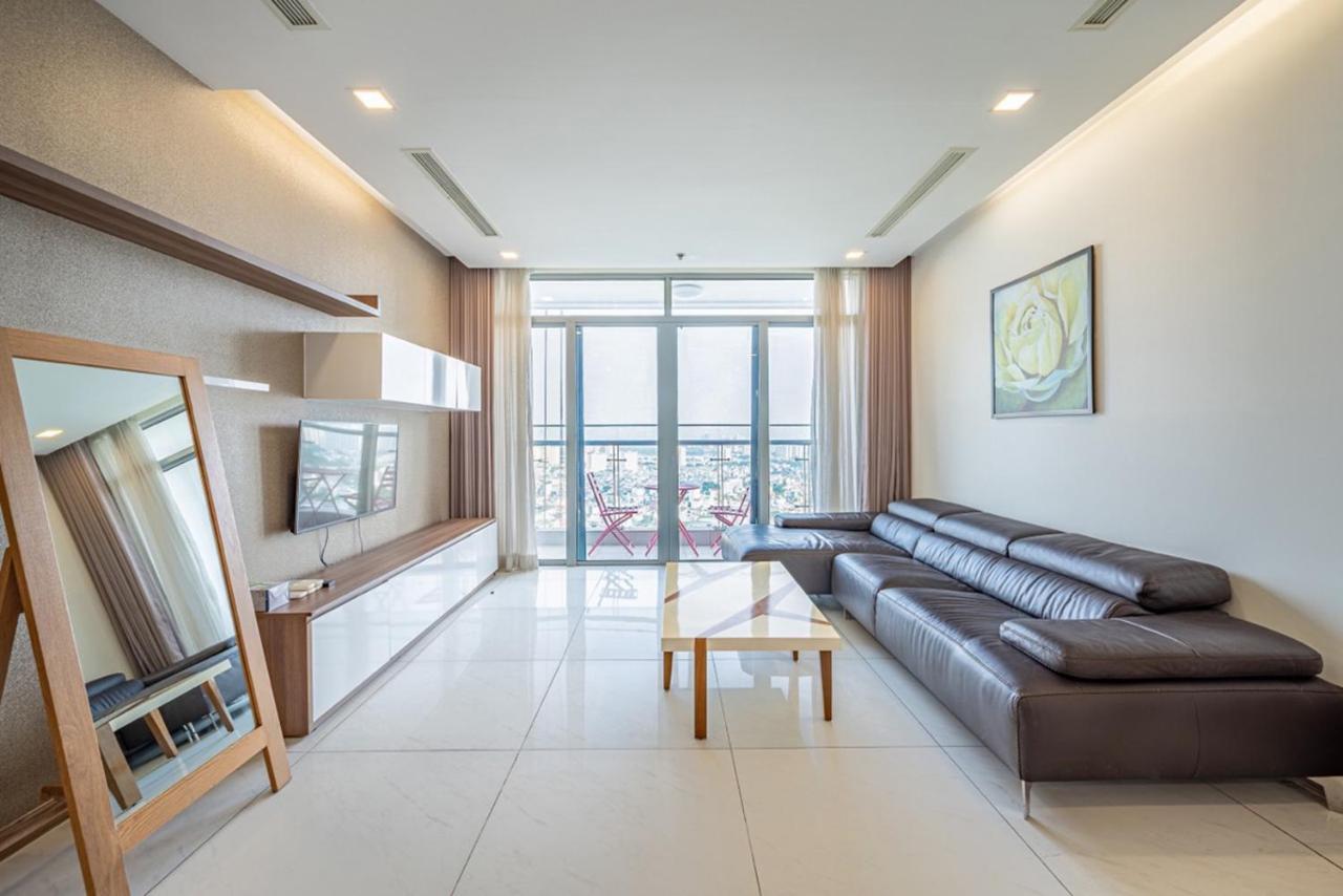 Khách sạn hẻo lánh Vinhomes Serviced Yingstay New TP. Hồ Chí Minh