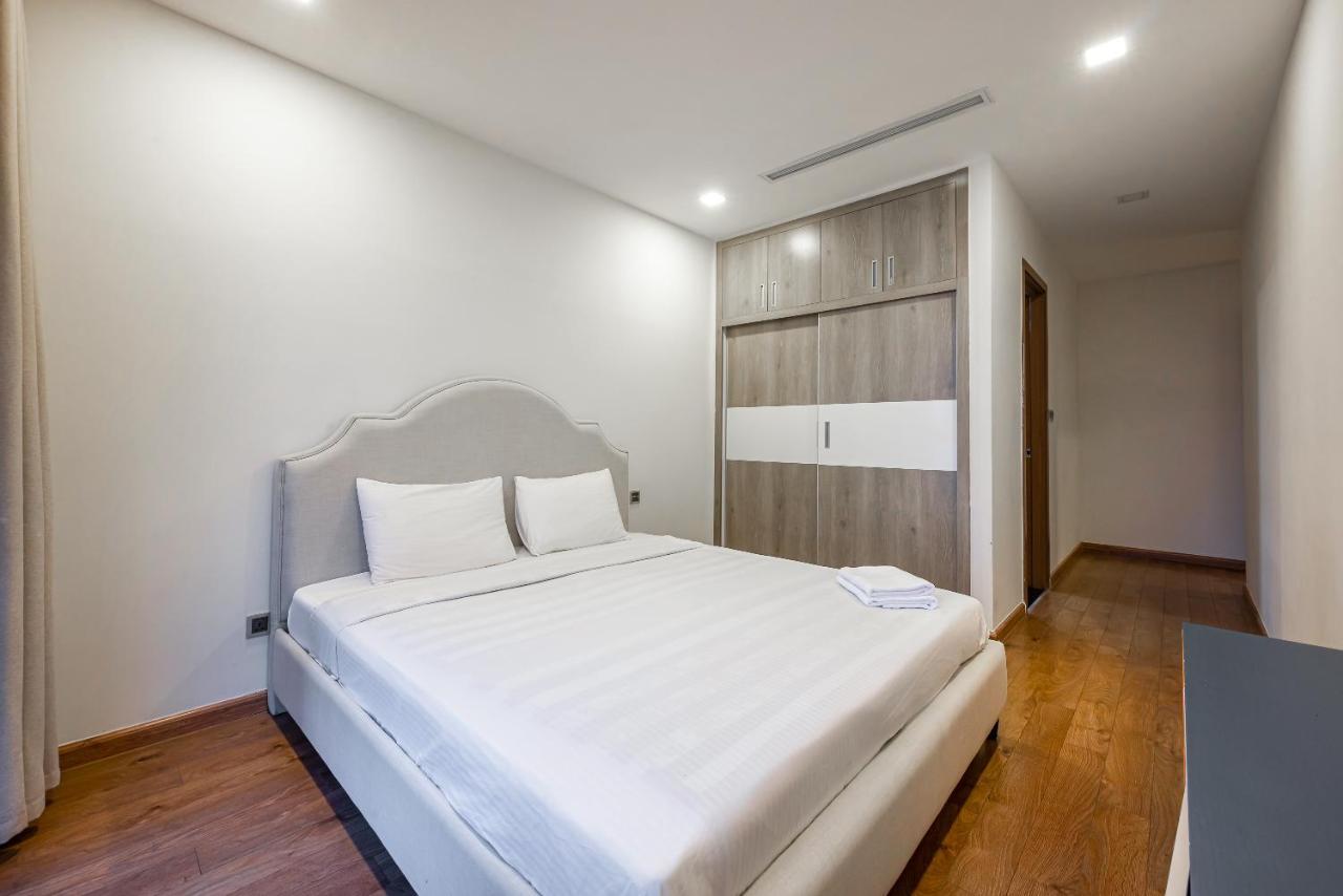 Khách sạn hẻo lánh Vinhomes Serviced Yingstay New *