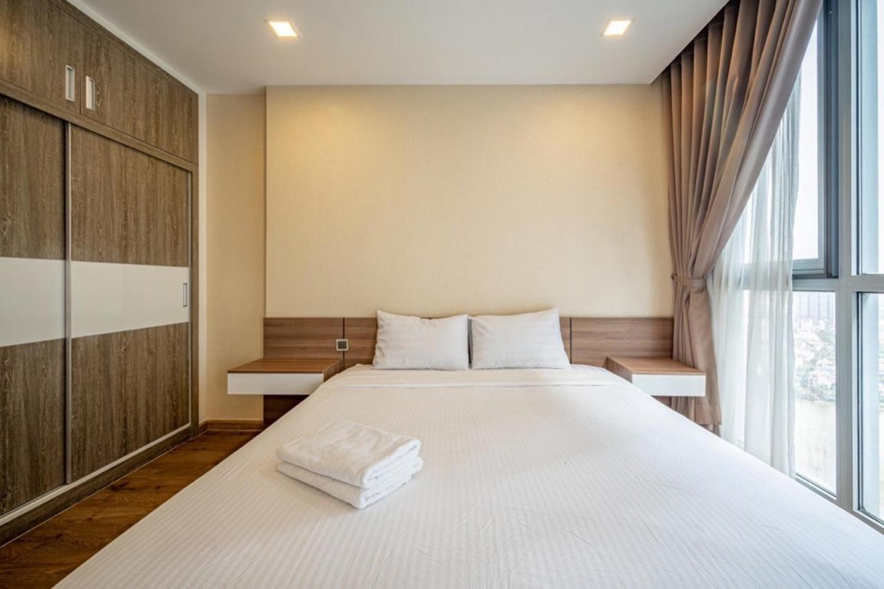 Khách sạn hẻo lánh Vinhomes Serviced Yingstay New TP. Hồ Chí Minh