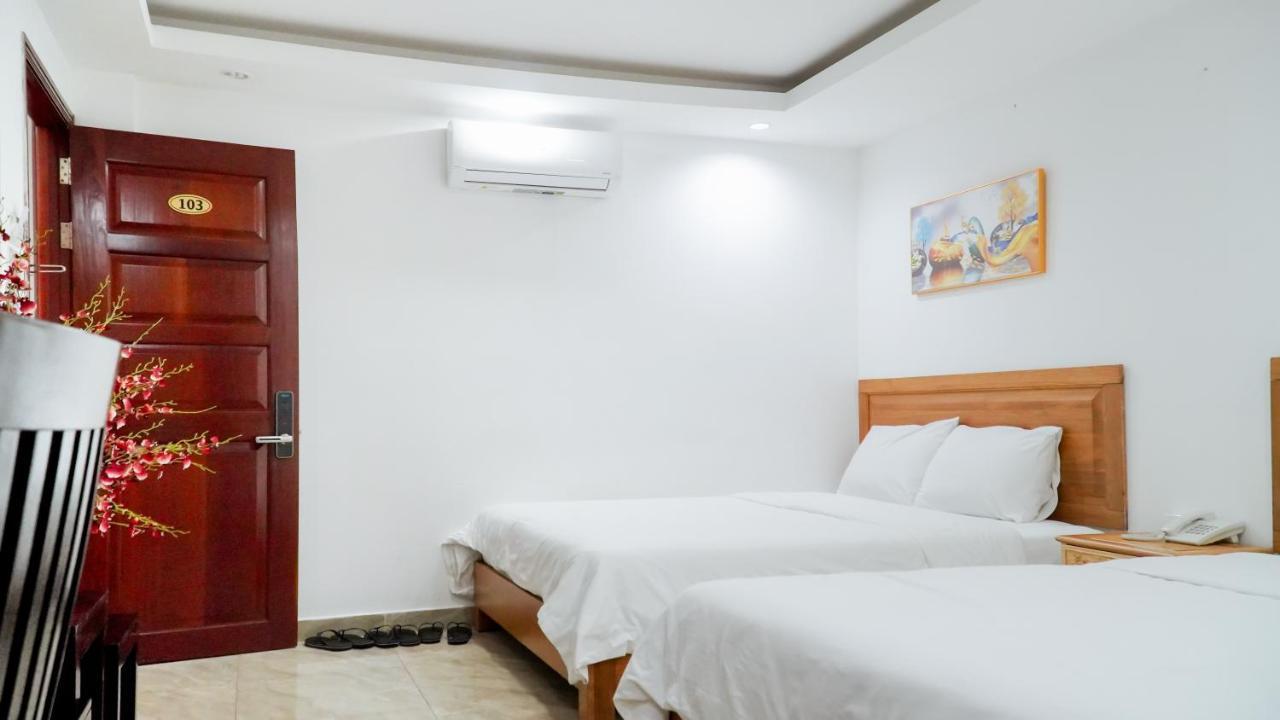 New Sun Phu Nhuan Hotel 3*