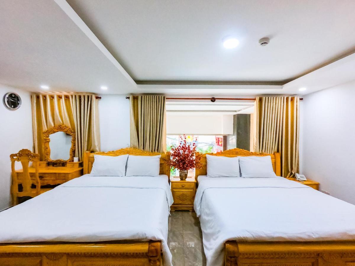 New Sun Phu Nhuan Hotel