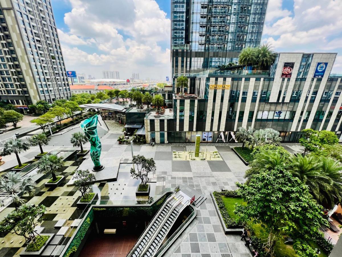 Homes By Christine - Vinhomes Park Ho Chi Minh City