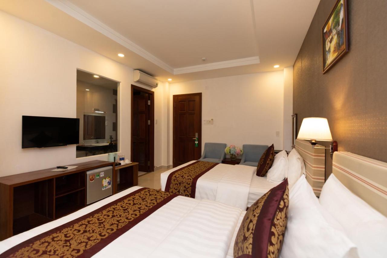 Airport Saigon - Gan Am Thuc Dem Cho Pham Hotel Ho Chi Minh City