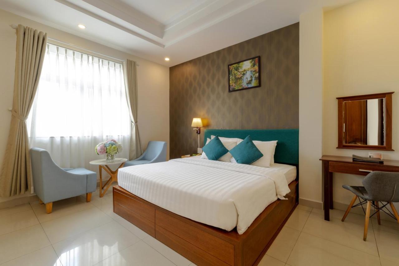 Hotel Airport Saigon - Gan Am Thuc Dem Cho Pham 3*