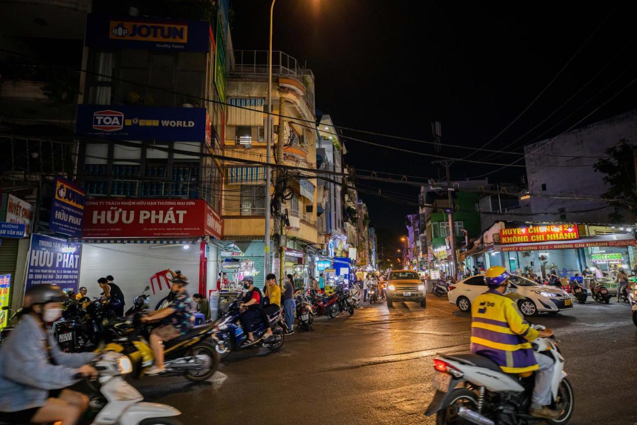 Hotel Airport Saigon - Gan Am Thuc Dem Cho Pham Ho Chi Minh City