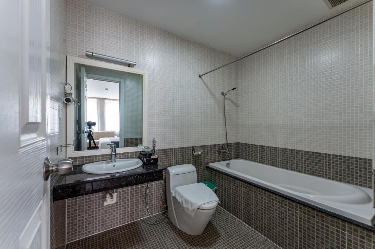 Hotel Edoya Phu My Hung 3*
