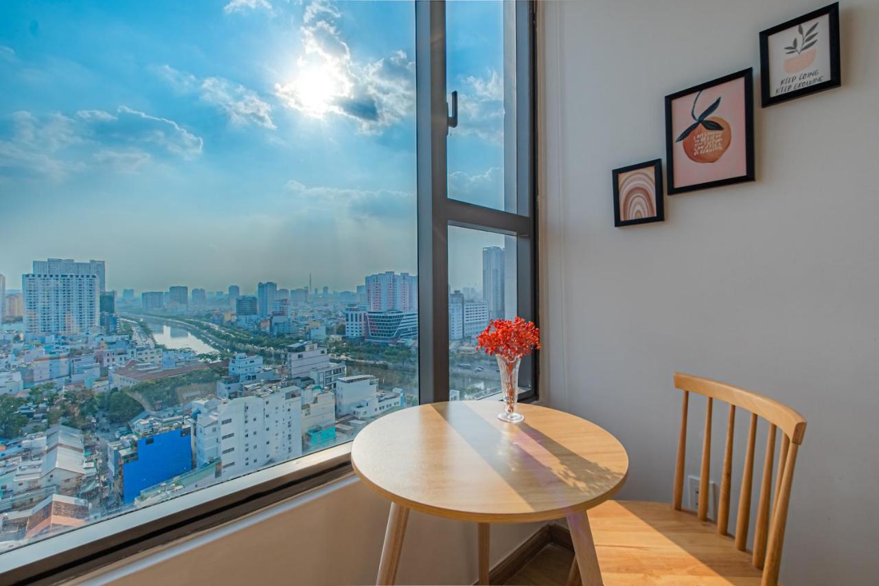 Căn hộ Studio River View-city View & Pool In Center - May