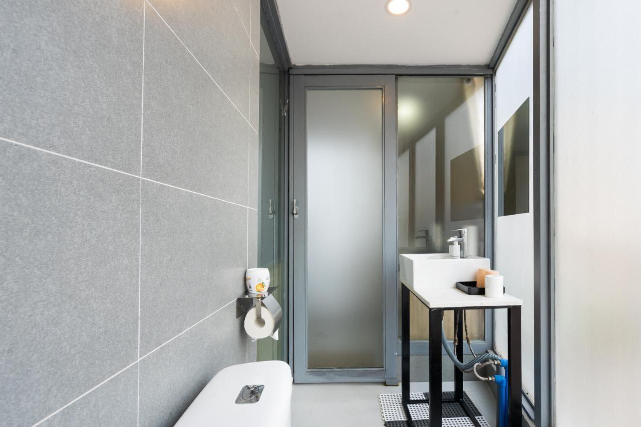 Ekomo - Saigon Homestay *