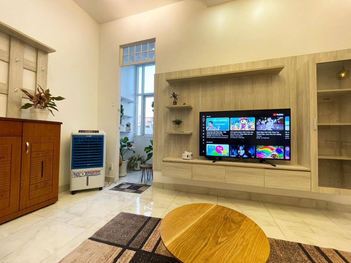Ductaigallery'S Entire Apt - Hidden In Bui Vien St Apartment