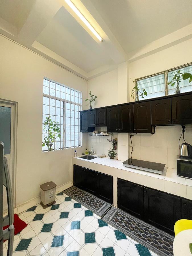 Ductaigallery's Apt-cozy-bui Vien St Apartment Ho Chi Minh City