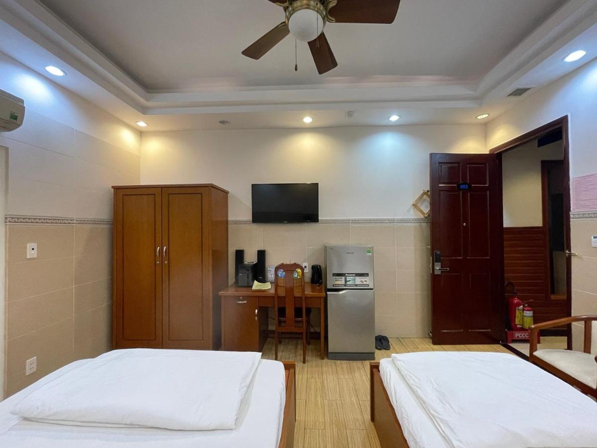 Binh An Hotel *