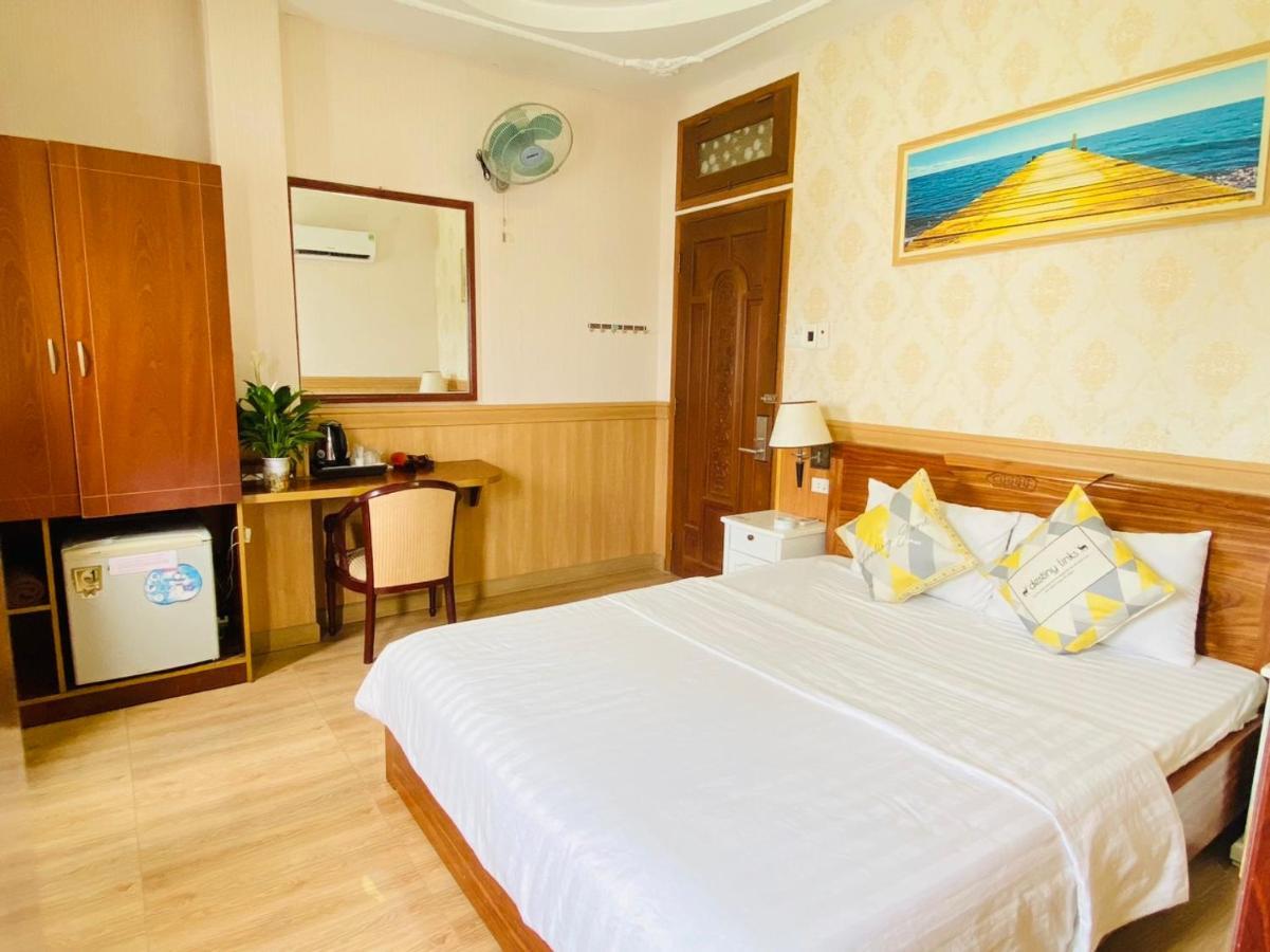 Nhu Y Hotel Bandar Ho Chi Minh