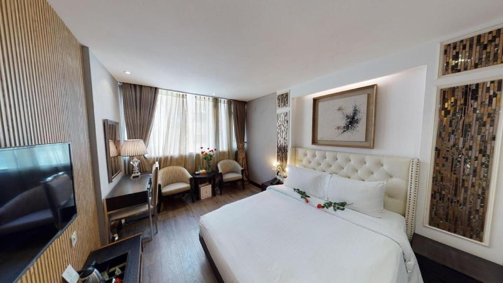 Hotel The White 8a Thai Lung Ho Chi Minh City