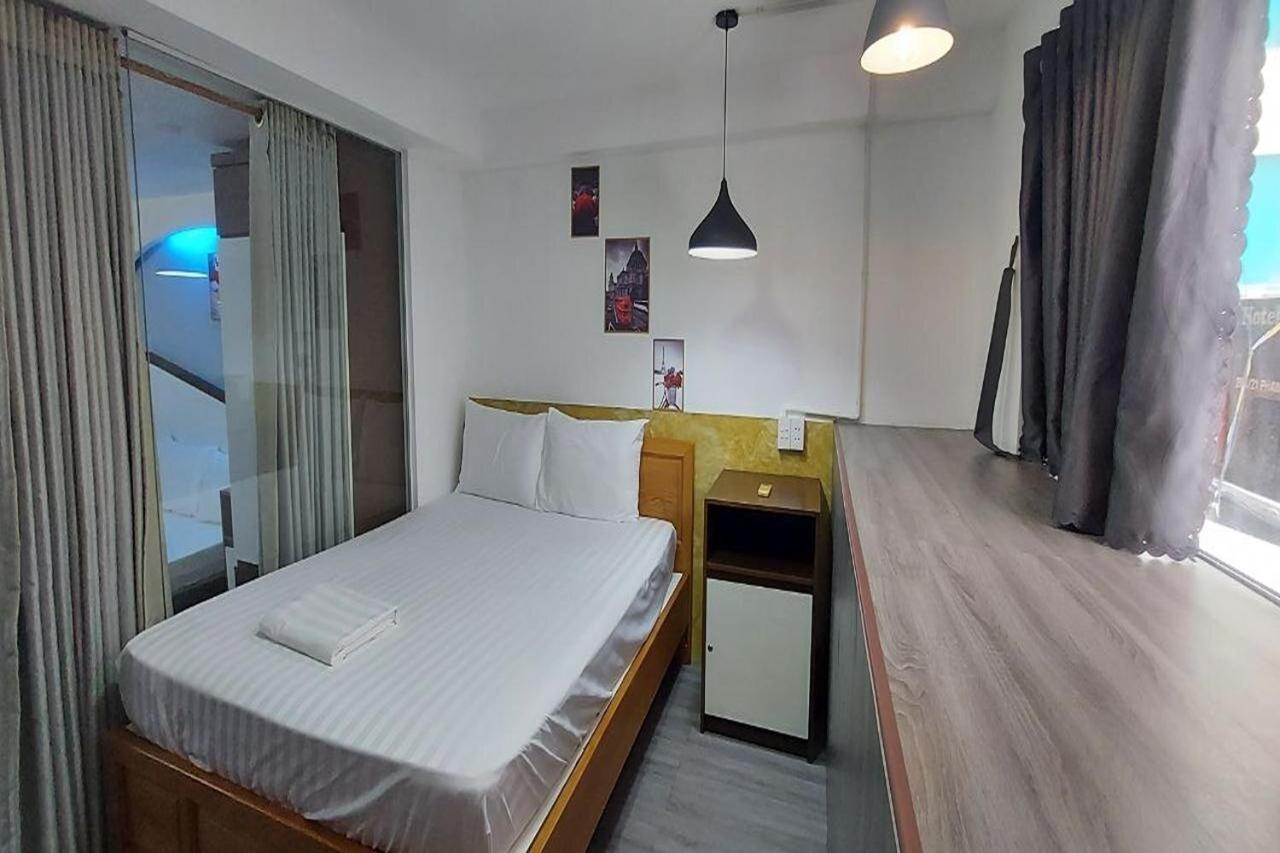 Hotel Ailen Garden 2 Ho Chi Minh City